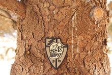 Load image into Gallery viewer, Olive Grey Draugr Badge