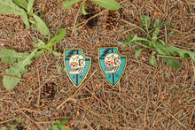 Load image into Gallery viewer, Original Pine Draugr Badge

