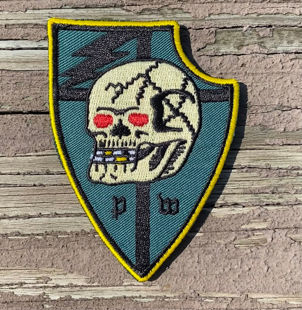 PINE DRAUGR BADGE (small)